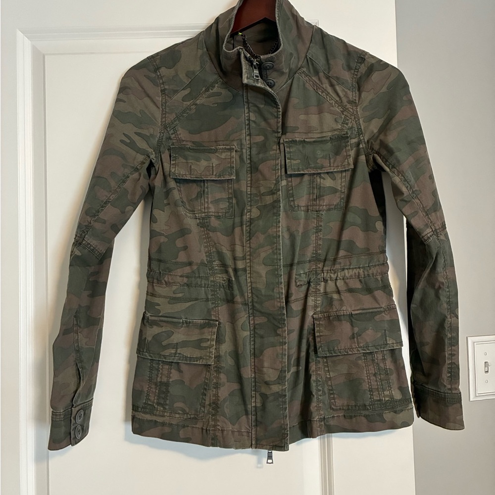 Evereve Lightweight Camo Jacket